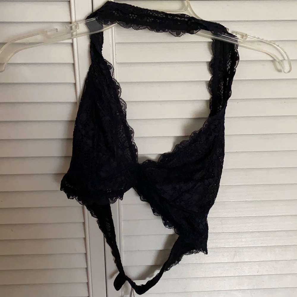 Free people large black bra around the neck